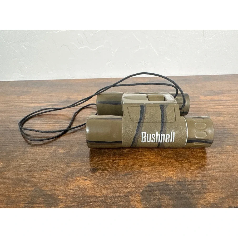 Bushnell 10x25 Compact Binoculars Tiger Stripe Camo Green Folding 300FT/1000YDS